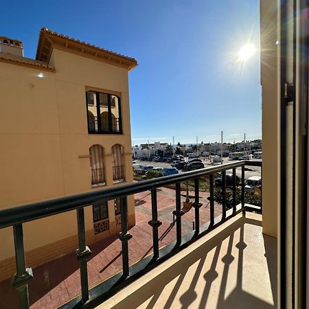 Tiyoweh Apartment Nerja Exterior photo